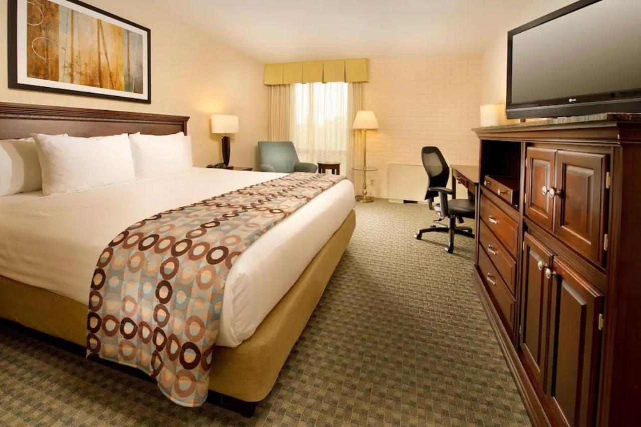 Hotel Lotus Kansas City Stadium Eksteriør bilde